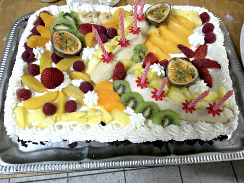 Gâteau aux multiples fruits